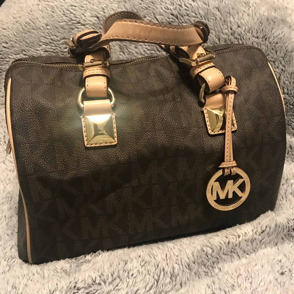 LOVED! Michael Kors Grayson BLOWOUT!!!